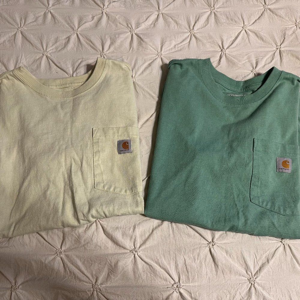 Womens Medium Carhartt Tshirts - Gently Used!